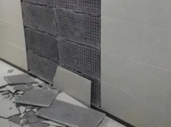 萨尔图瓷砖空鼓维修公司分享下萨尔图墙砖松动维修的知识